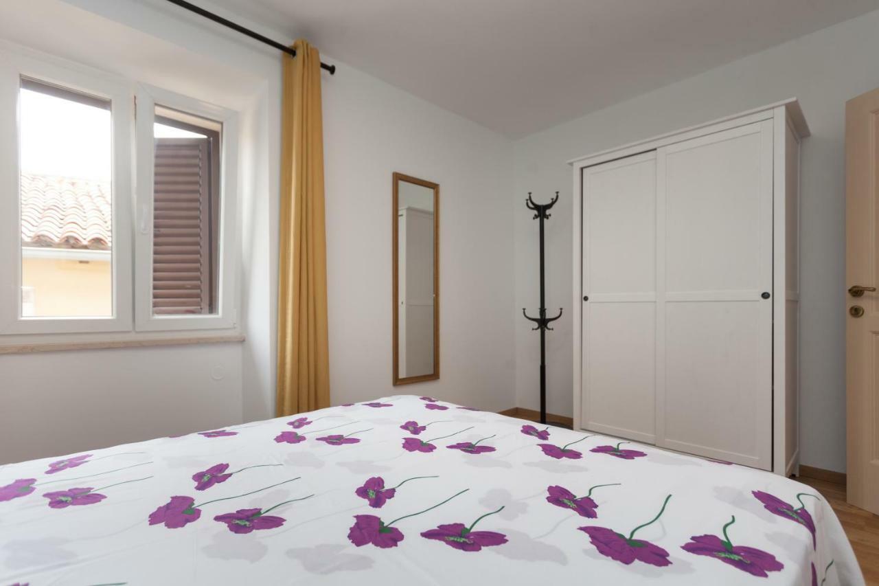 Apartment Amare Seaview Ρόβινι Εξωτερικό φωτογραφία