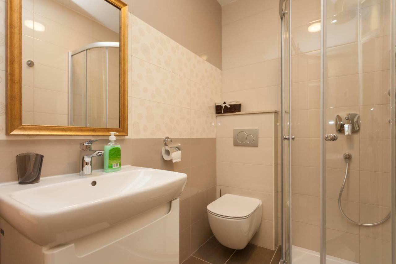 Apartment Amare Seaview Ρόβινι Εξωτερικό φωτογραφία